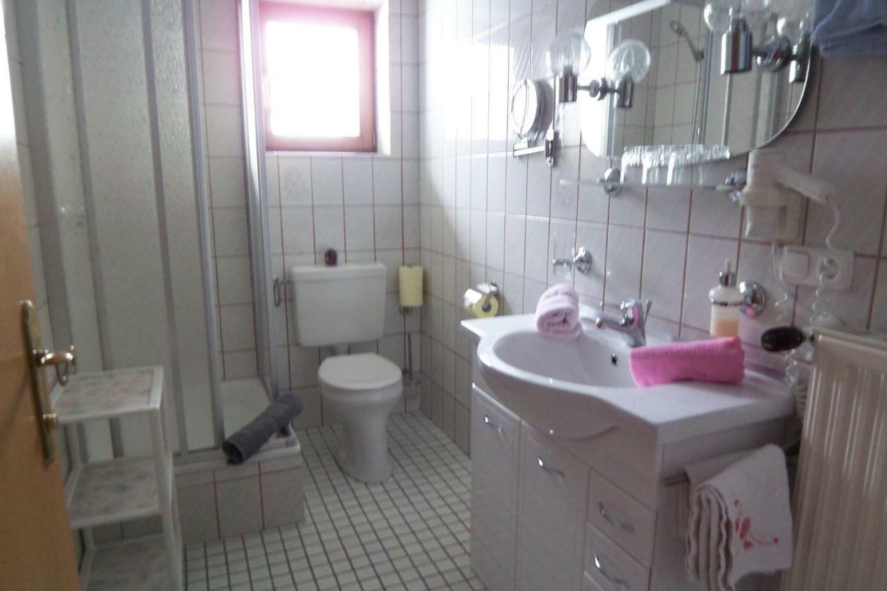 Gaestehaus Kuebler Екстер'єр фото