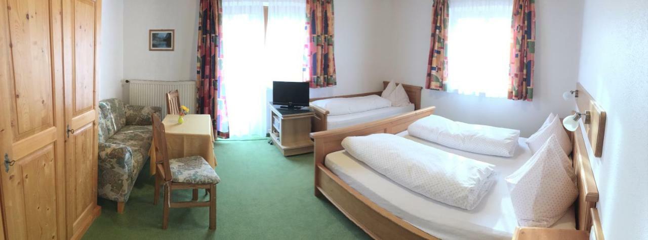 Gaestehaus Kuebler Екстер'єр фото